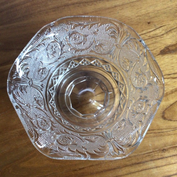 Vintage Duncan & Miller Glass Co. Sandwich Pattern Footed Bowl - Picture 5 of 7